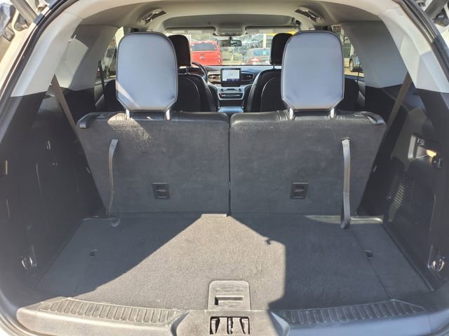 Certified 2021 Ford Explorer XLT w/ Equipment Group 202A image 28