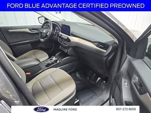 Certified 2022 Ford Escape SE w/ Cold Weather Package AWD/4WD image 19