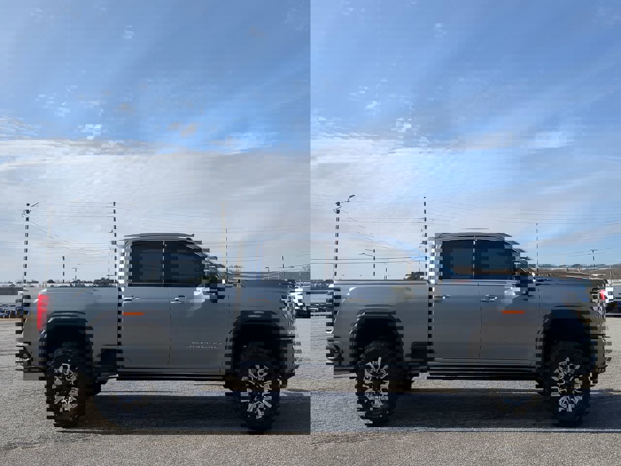 Used 2024 GMC Sierra 3500 Denali w/ Denali Reserve Package image 2