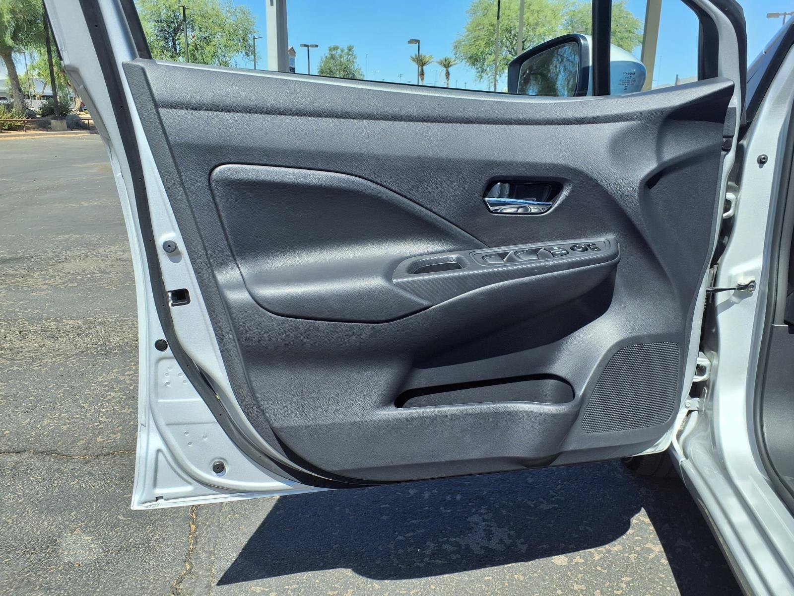 Used 2025 Nissan Versa SV w/ Trunk Package FWD image 20