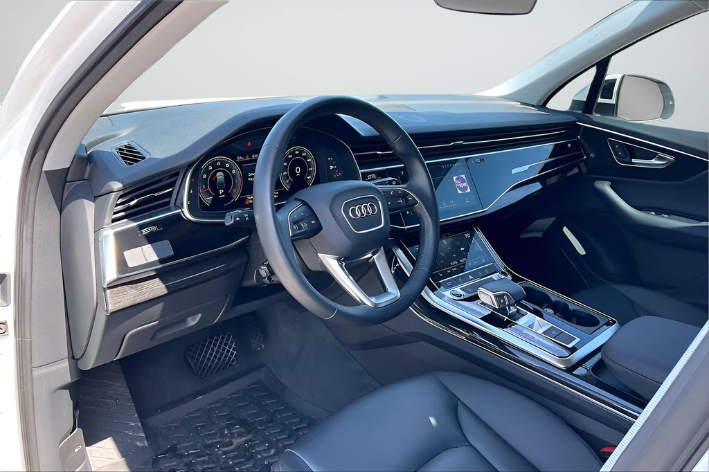 Used 2022 Audi Q7 3.0T Premium AWD/4WD image 14