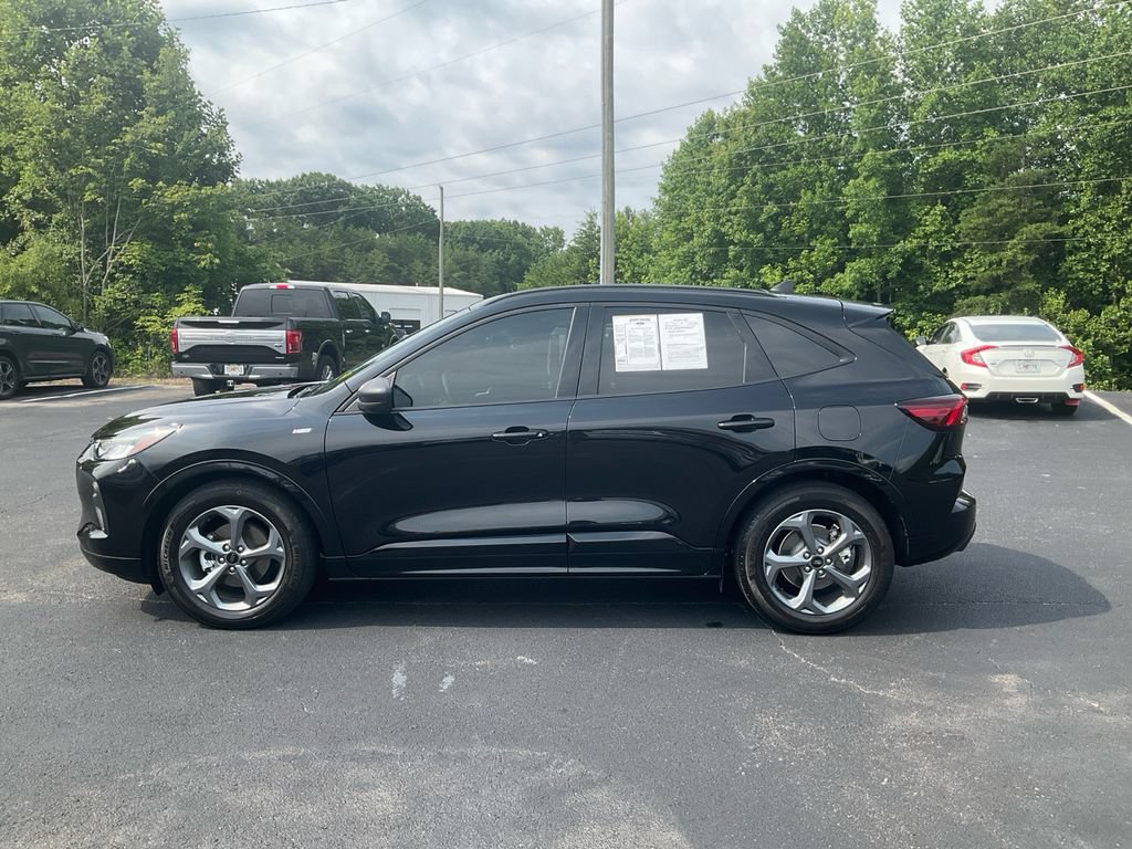 Certified 2023 Ford Escape ST-Line w/ Tech Pack #1 FWD image 8