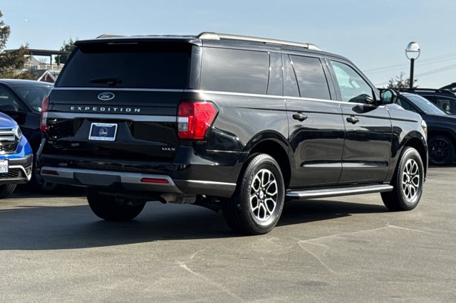 Certified 2022 Ford Expedition Max XLT RWD image 3