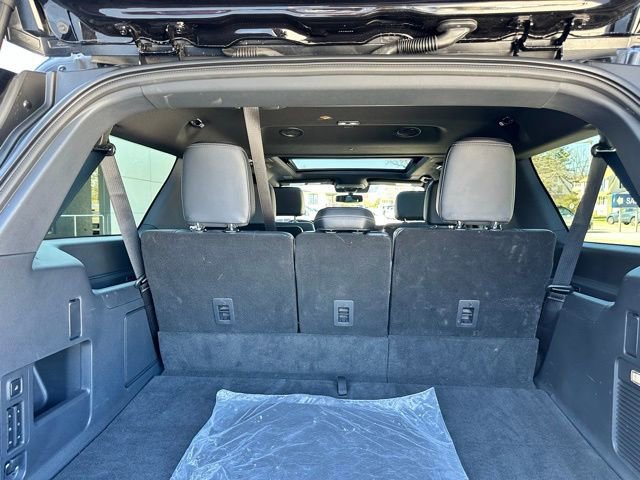 Certified 2025 Ford Expedition Max Platinum w/ Stealth Performance Package AWD/4WD image 34