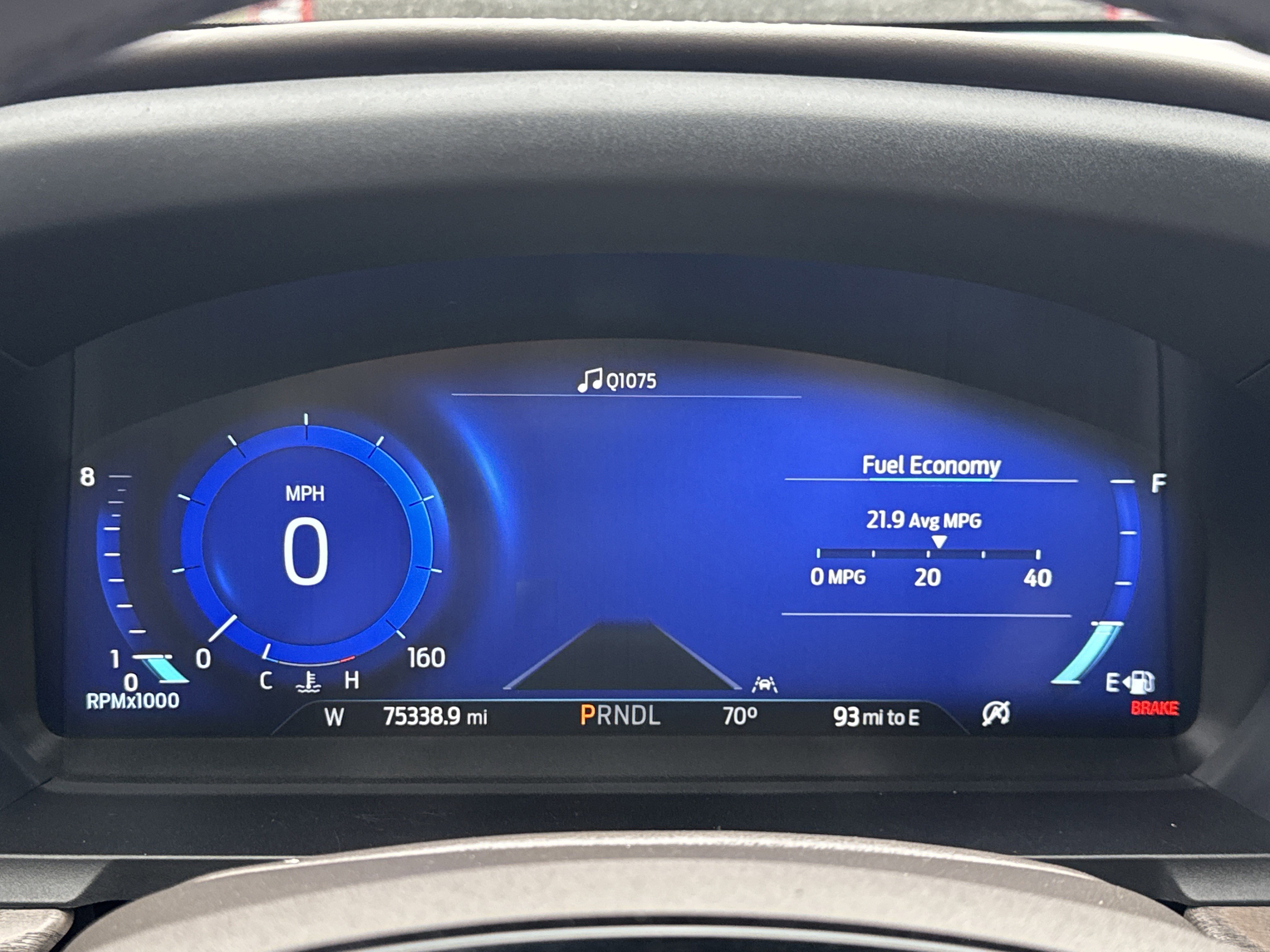 Certified 2022 Ford Explorer Platinum w/ Equipment Group 601A image 18