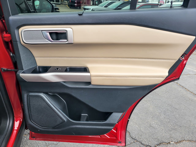 Certified 2024 Ford Explorer Limited image 23