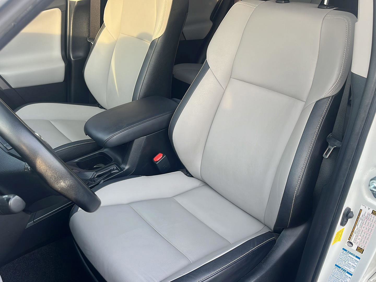 Used 2018 Toyota RAV4 Limited w/ All Weather Liner Package image 11