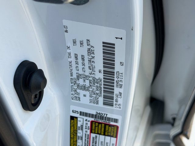 Used 2023 Toyota Sequoia Platinum AWD/4WD image 30