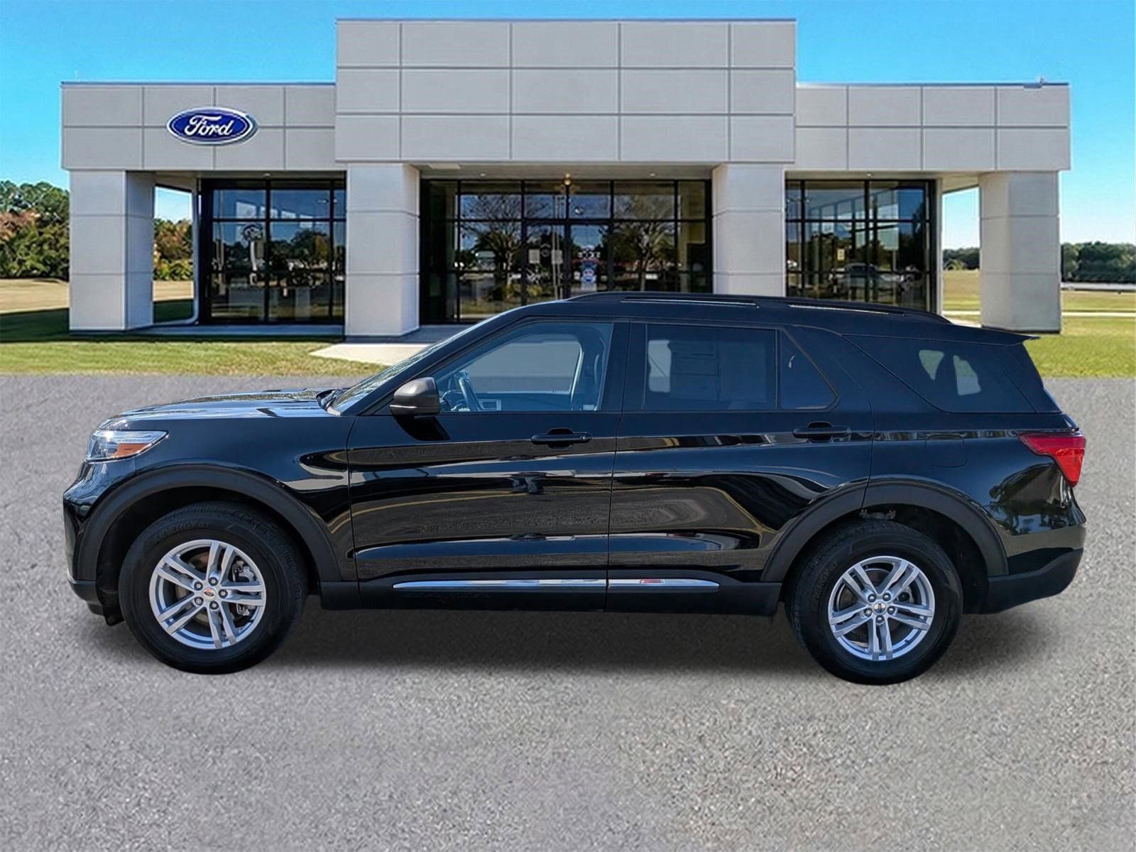 Certified 2023 Ford Explorer XLT w/ Equipment Group 202A video 2