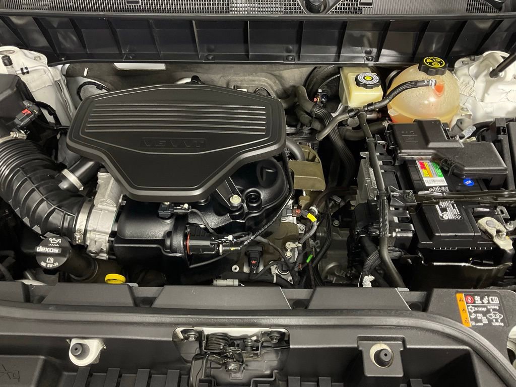 Used 2017 GMC Acadia SLT w/ LPO, Cargo Package image 9