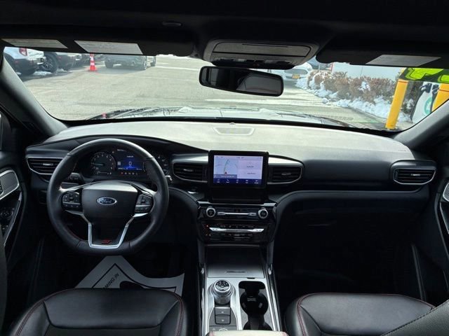 Certified 2024 Ford Explorer ST-Line w/ Class IV Trailer Tow Package image 21