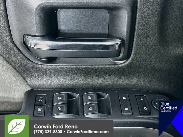 Used 2018 Chevrolet Silverado 1500 LT w/ LT Eassist Package AWD/4WD image 21