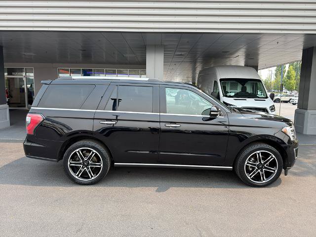 Certified 2019 Ford Expedition Limited w/ Special Edition Package AWD/4WD image 8