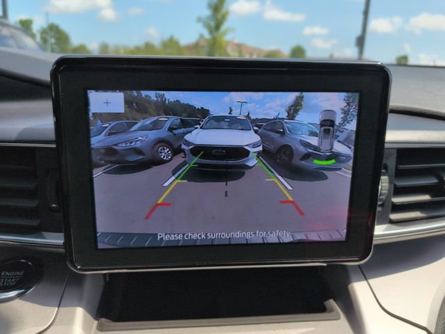 Certified 2023 Ford Explorer XLT w/ Equipment Group 202A AWD/4WD image 40