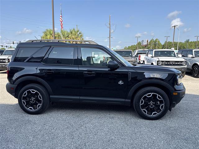 Certified 2025 Ford Bronco Sport Outer Banks w/ Outer Banks Tech Package+ AWD/4WD image 16