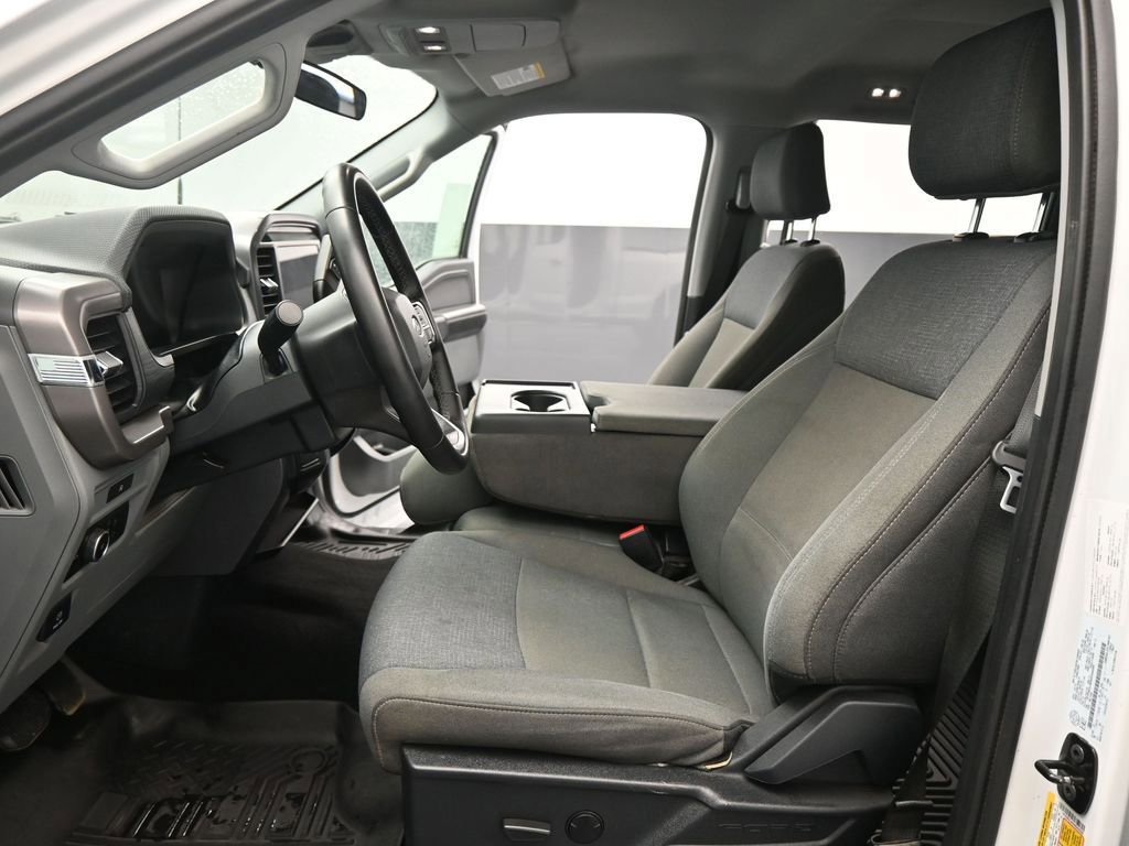 Certified 2025 Ford F150 XLT w/ Equipment Group 301A Standard image 37