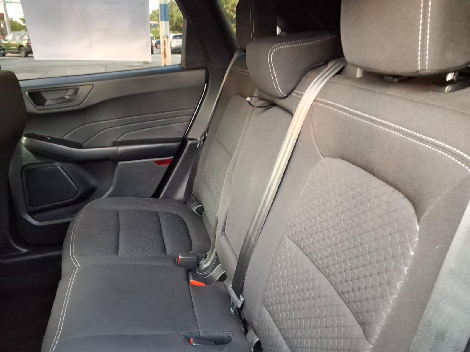 Certified 2023 Ford Escape Active AWD/4WD image 12