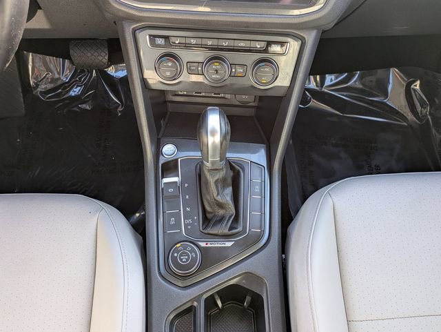 Used 2018 Volkswagen Tiguan SE image 19
