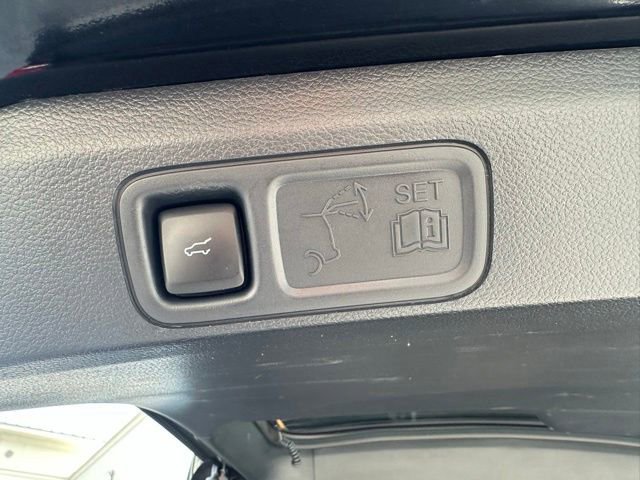 Certified 2024 Ford Expedition XLT RWD image 31