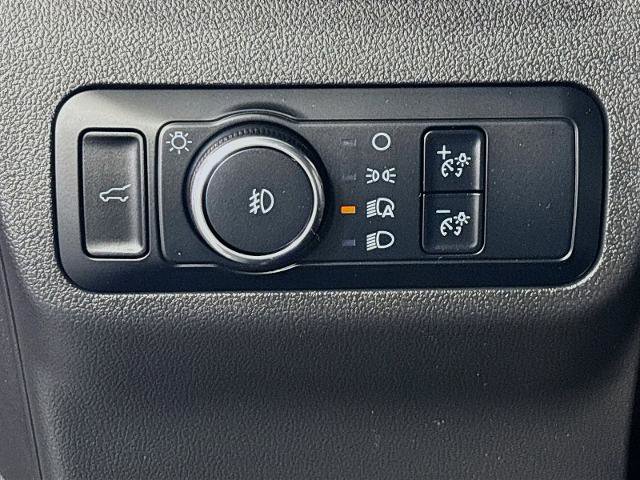 Certified 2024 Ford Escape ST-Line Elite w/ Premium Technology Package AWD/4WD image 10