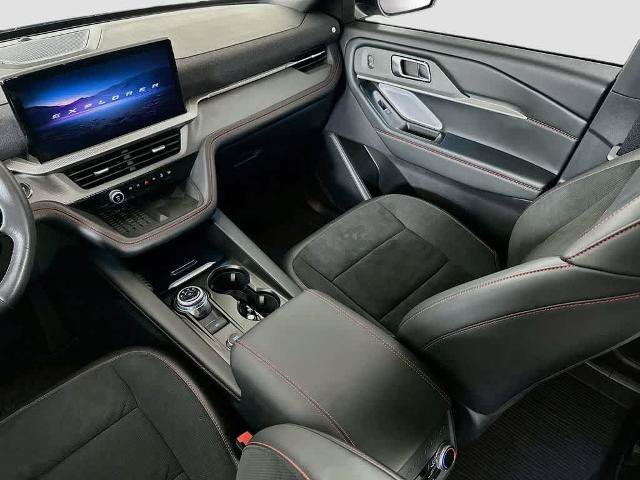 Certified 2025 Ford Explorer ST AWD/4WD image 11