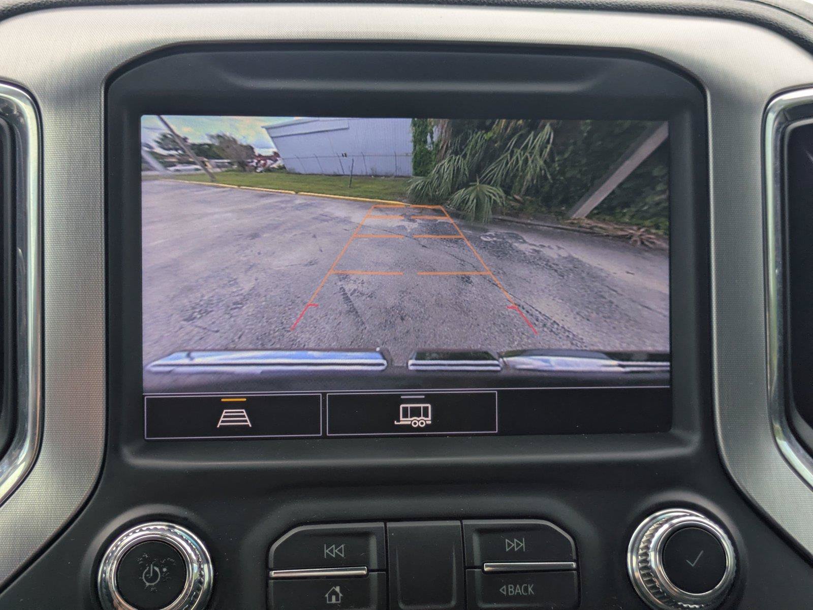 Used 2021 GMC Sierra 1500 SLE w/ Preferred Package RWD image 25