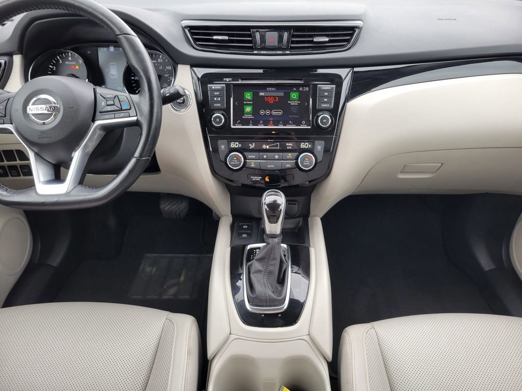 Used 2022 Nissan Rogue Sport SL image 18