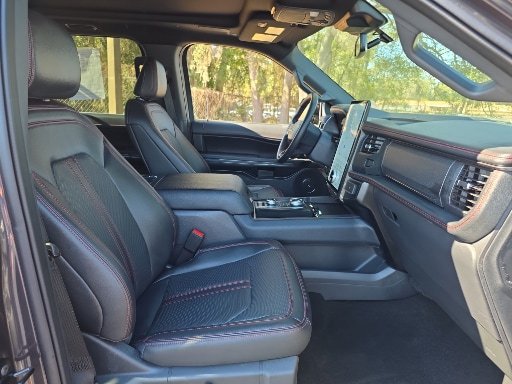 Certified 2024 Ford Expedition Limited AWD/4WD image 15