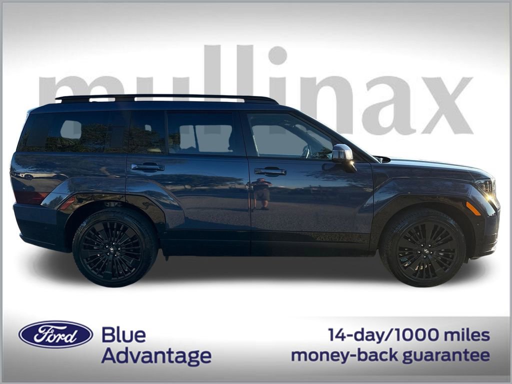 Used 2025 Hyundai Santa Fe Calligraphy image 2