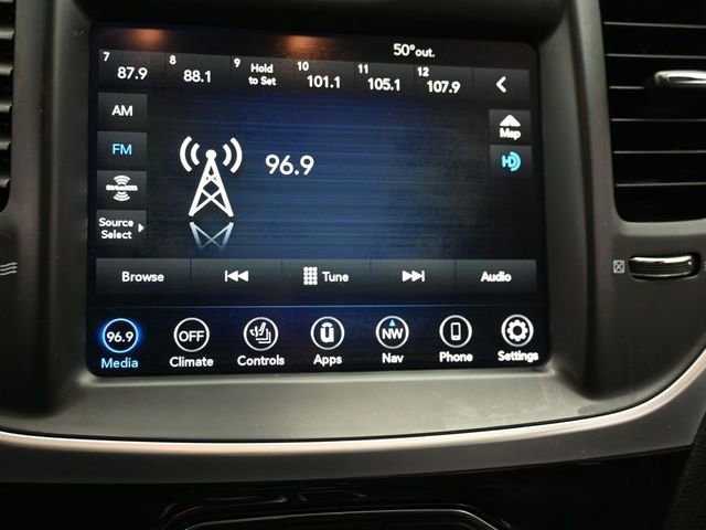 Used 2020 Chrysler 300 Limited image 18