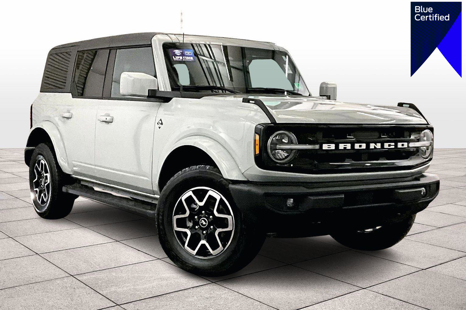 Certified 2023 Ford Bronco Outer Banks image 1