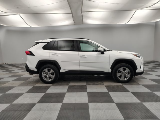 Used 2024 Toyota RAV4 LE AWD/4WD image 10