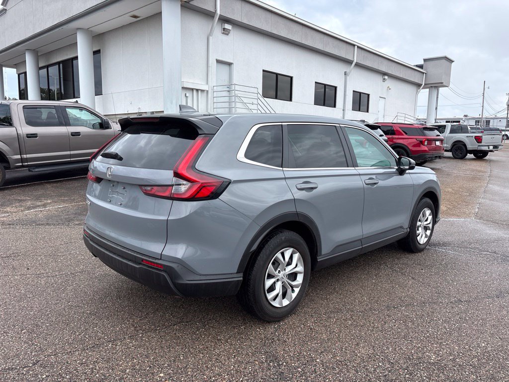 Used 2025 Honda CR-V LX image 7