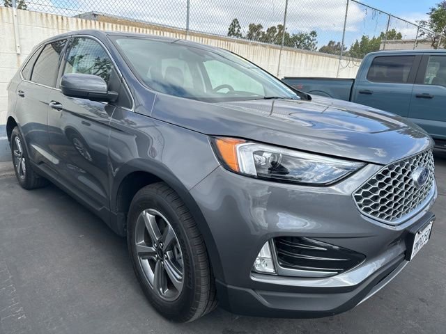 Certified 2024 Ford Edge SEL w/ Convenience Package AWD/4WD image 1