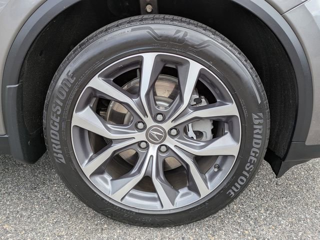 Used 2023 Acura MDX SH-AWD w/ Technology Package image 11