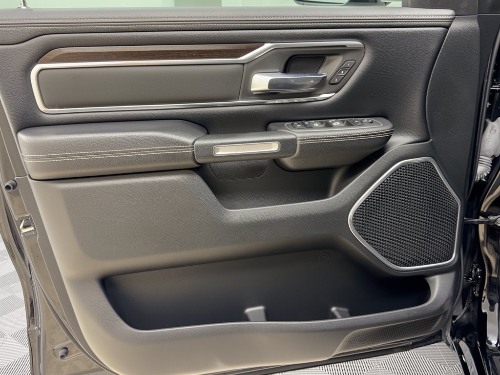 Used 2022 RAM 1500 Laramie RWD image 14