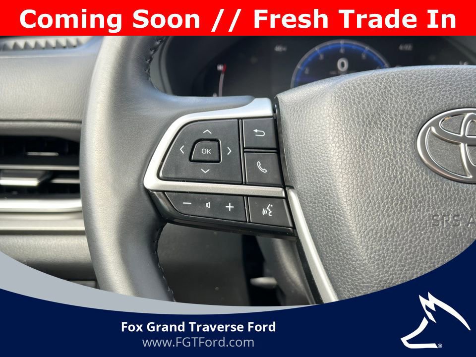 Used 2025 Toyota Grand Highlander AWD image 23