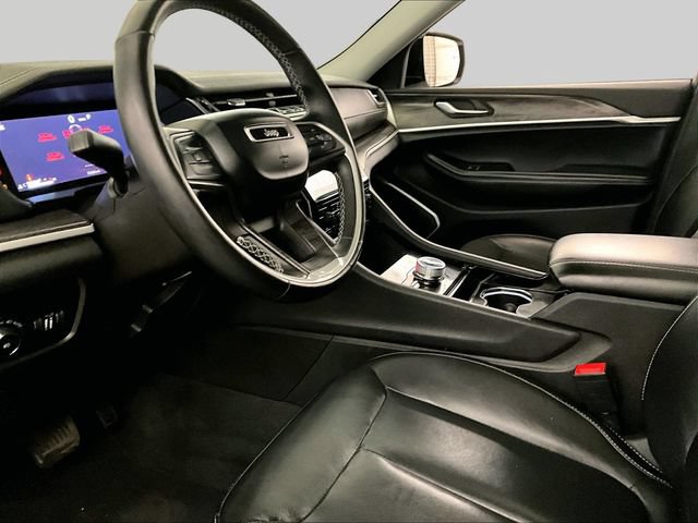 Used 2021 Jeep Grand Cherokee L Limited AWD/4WD image 12