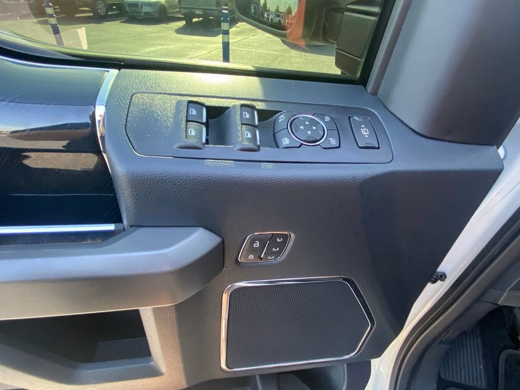 Certified 2022 Ford F250 Platinum w/ FX4 Off-Road Package AWD/4WD image 11