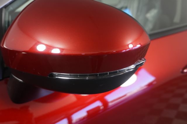 Used 2022 Nissan Rogue SV FWD image 21