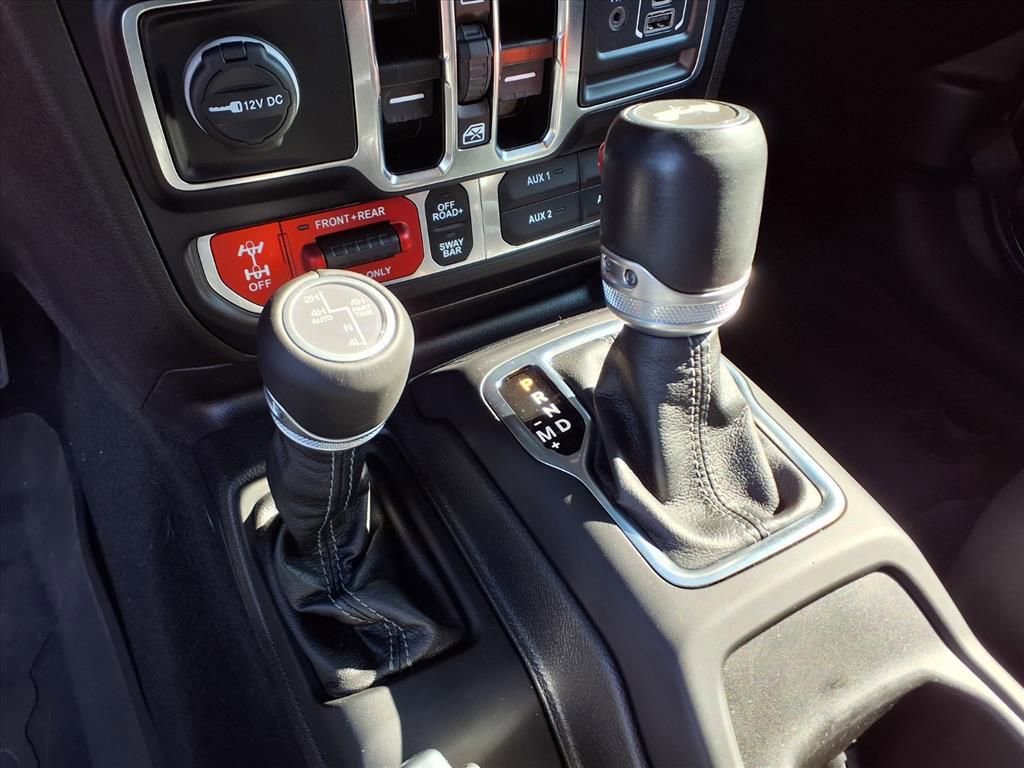 Used 2024 Jeep Wrangler Unlimited Rubicon 4xe image 16