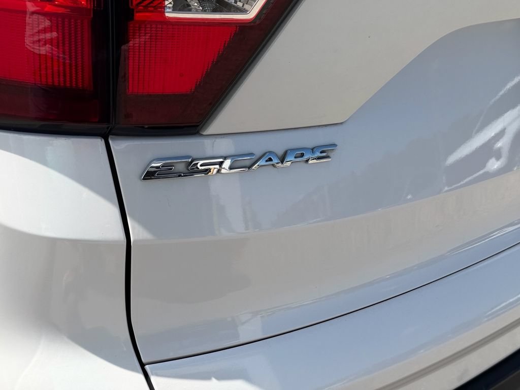 Certified 2019 Ford Escape SEL FWD image 14