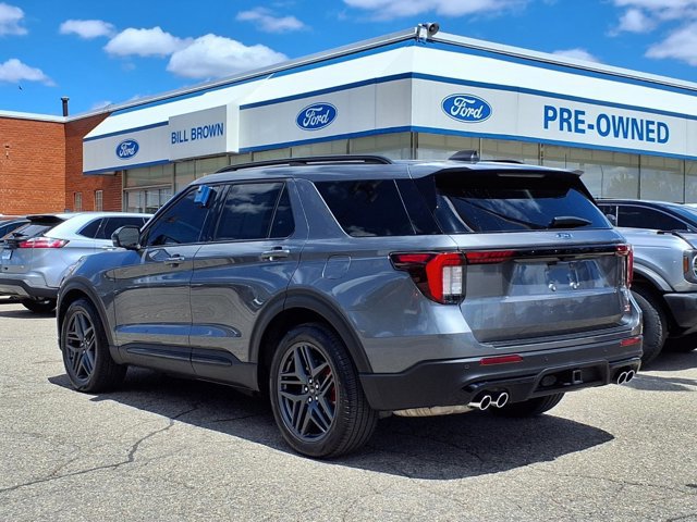 Certified 2025 Ford Explorer ST AWD/4WD image 2