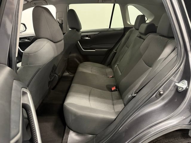 Used 2024 Toyota RAV4 XLE FWD image 30