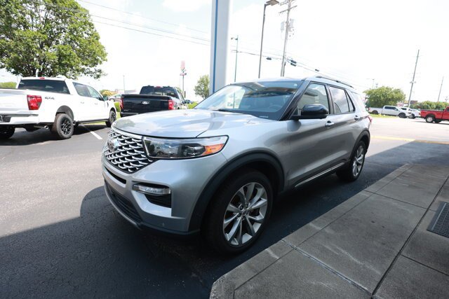 Certified 2021 Ford Explorer Platinum w/ Equipment Group 601A AWD/4WD image 6
