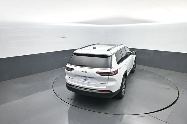 Used 2023 Jeep Grand Cherokee L Limited w/ Luxury Tech Group II image 30