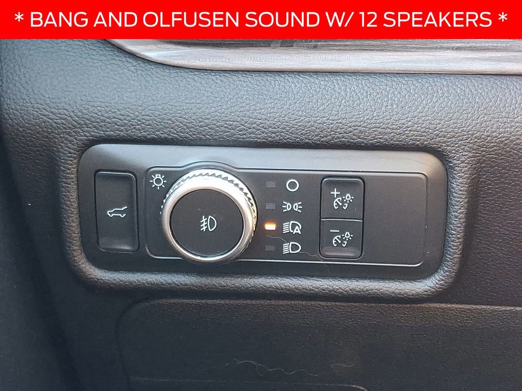 Certified 2022 Ford Explorer Limited w/ Equipment Group 301A image 26