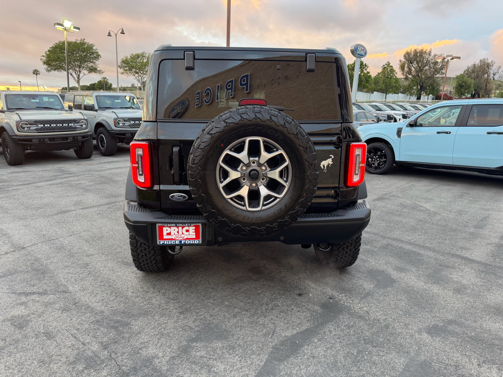 Certified 2025 Ford Bronco Badlands AWD/4WD image 4