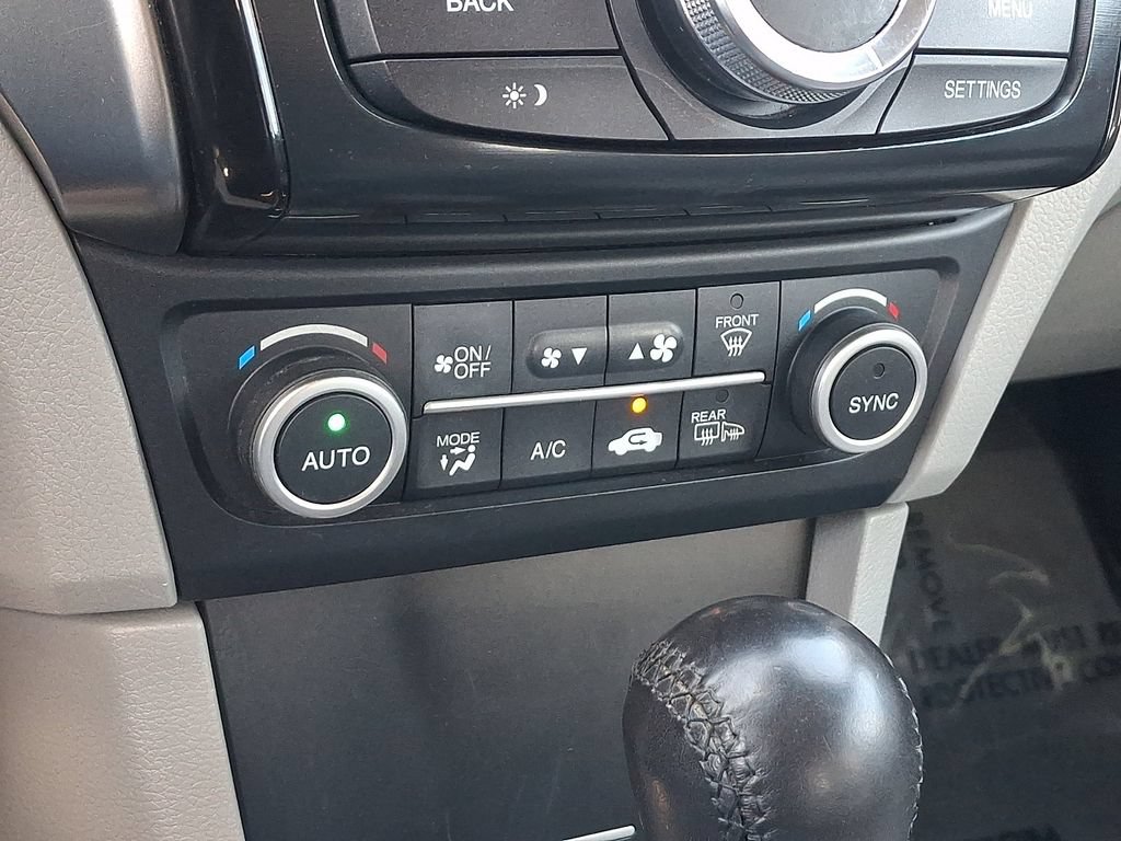 Used 2018 Acura ILX FWD image 13