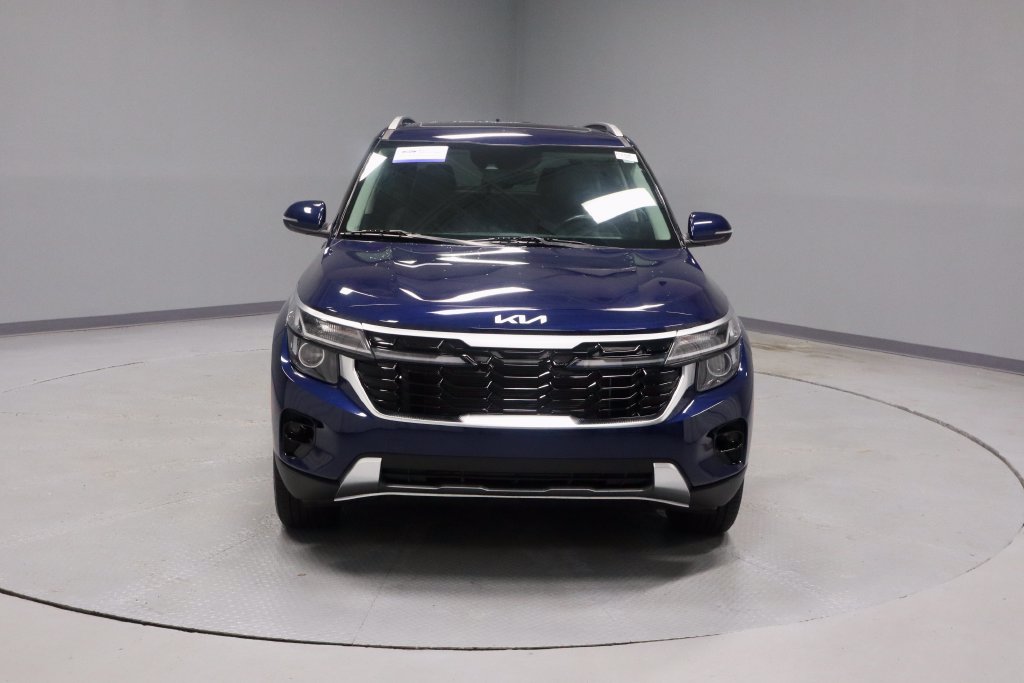 Used 2024 Kia Seltos EX AWD/4WD image 7